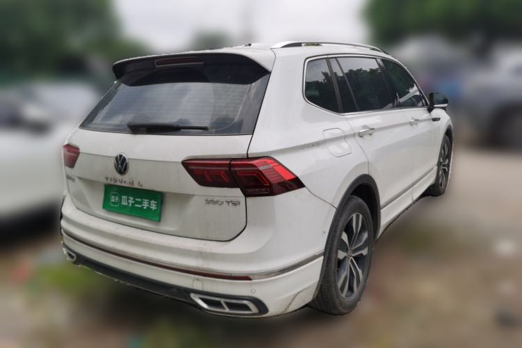 Used Volkswagen Tiguan L 2024 330TSI Automatic Two-Wheel Drive R-Line Enhanced Edition Rear Right 45 Deg