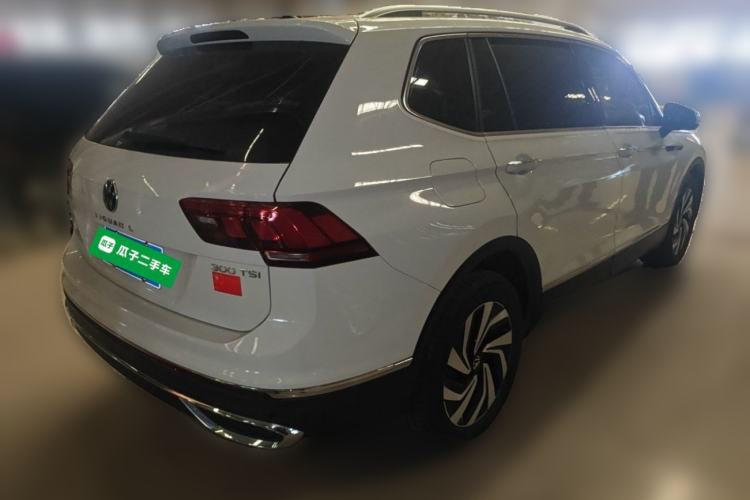 Used Volkswagen Tiguan L 2024 300TSI Automatic Two-Wheel Drive Smart Edition Rear Right 45 Deg