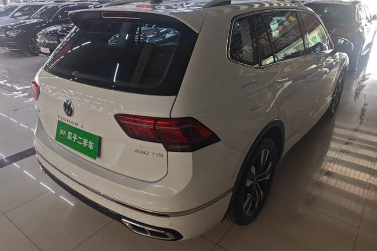Used Volkswagen Tiguan L 2024 330TSI Automatic Two-Wheel Drive R-Line Enhanced Edition Rear Right 45 Deg