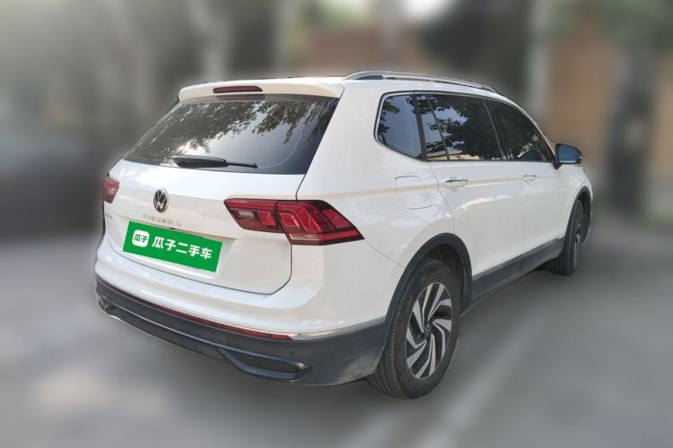 Used Volkswagen Tiguan L 2024 Outstanding Model 300TSI Automatic Two-Wheel Drive Longteng Edition Rear Right 45 Deg