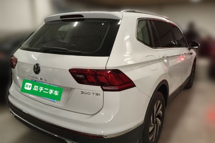 Used Volkswagen Tiguan L 2024 300TSI Automatic Two-Wheel Drive Smart Edition Rear Right 45 Deg