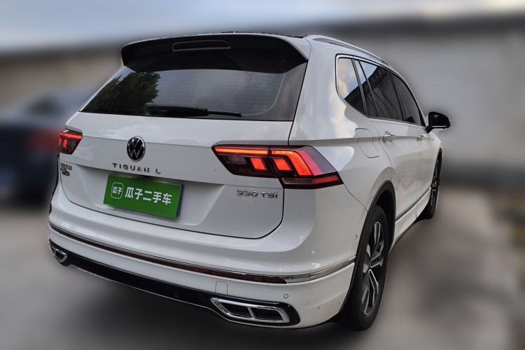 Used Volkswagen Tiguan L 2024 330TSI Automatic Two-Wheel Drive R-Line Enhanced Edition Rear Right 45 Deg