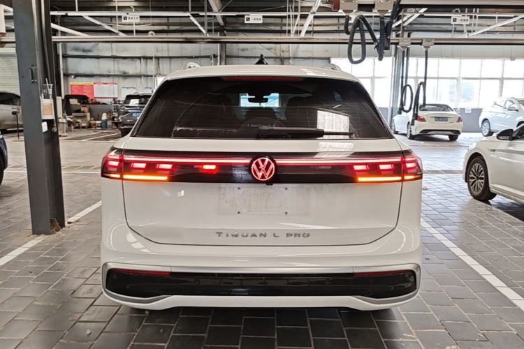 Used Volkswagen Tiguan L 2024 PRO 330TSI Two-Wheel Drive Smart Edition Rear
