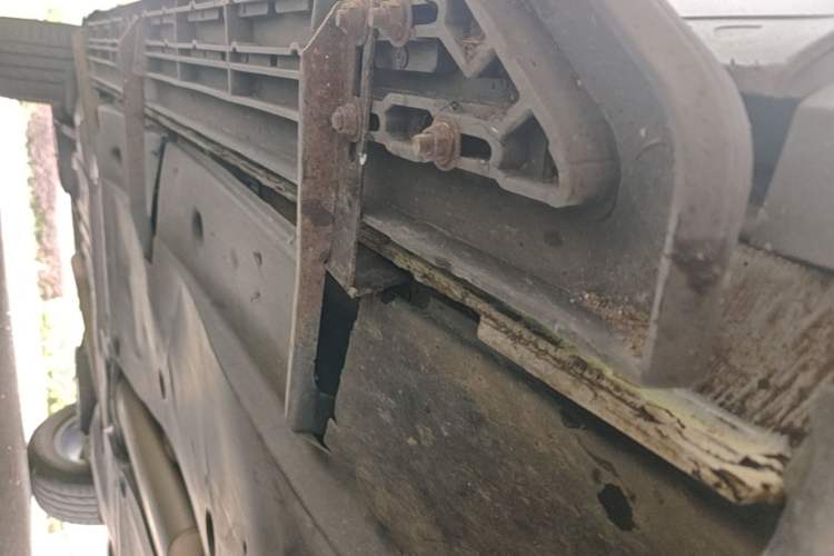 Used Volkswagen Tiguan L 2024 300TSI Automatic Two-Wheel Drive Smart Edition Right Side Sill