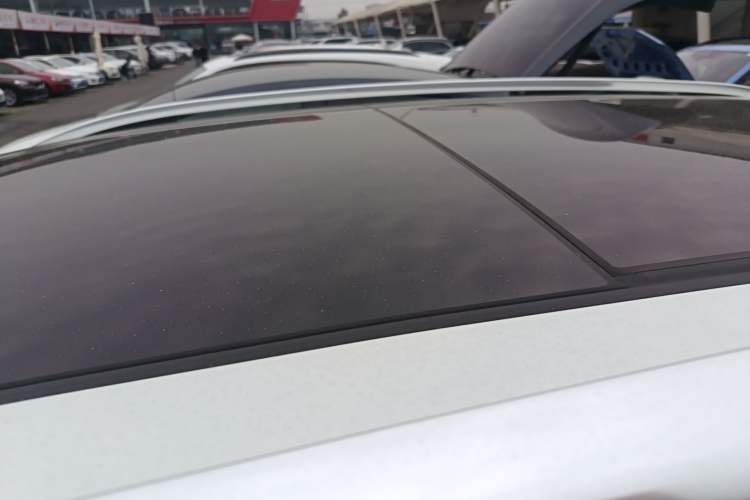 Used Volkswagen Tiguan L 2024 PRO 330TSI Two-Wheel Drive Smart Drive Edition Roof