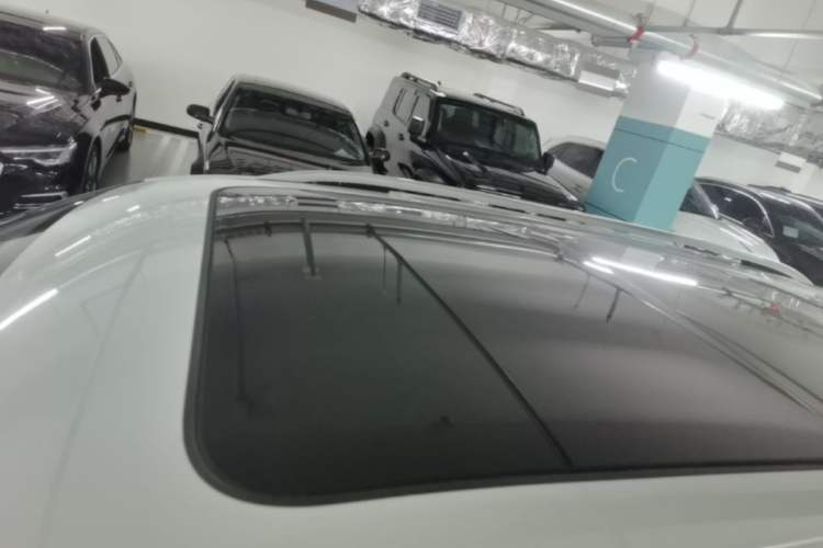 Used Volkswagen Tiguan L 2024 300TSI Automatic Two-Wheel Drive Smart Edition Roof