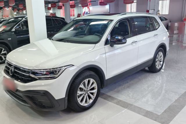 Used Volkswagen Tiguan L 2024 Outstanding Model 300TSI Automatic Two-Wheel Drive Longteng Edition