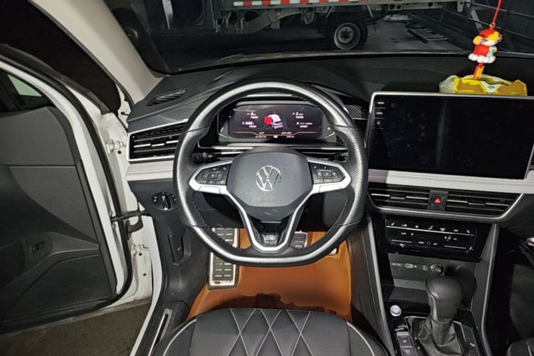 Used Volkswagen Tiguan L 2024 330TSI Automatic Two-Wheel Drive R-Line Enhanced Edition Steering Wheel