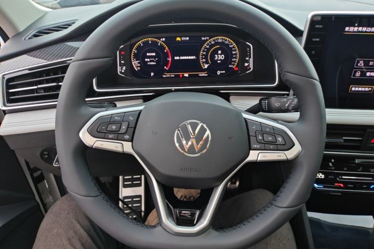 Used Volkswagen Tiguan L 2024 Outstanding Model 330TSI Automatic Two-Wheel Drive R-Line Dragon Glory Edition Steering Wheel
