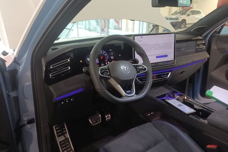 Used Volkswagen Tiguan L 2024 PRO 380TSI Four-Wheel Drive R-Line Prestige Edition Steering Wheel