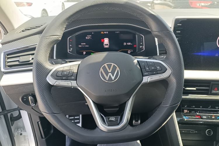 Used Volkswagen Tiguan L 2024 330TSI Automatic Two-Wheel Drive R-Line Enhanced Edition Steering Wheel