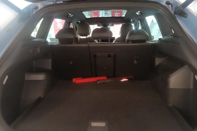 Used Volkswagen Tiguan L 2024 PRO 380TSI Four-Wheel Drive R-Line Prestige Edition Trunk