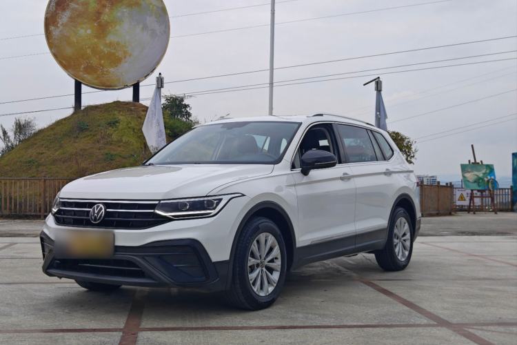 Volkswagen Tiguan L 2024 Outstanding Model 300TSI Automatic Two-Wheel Drive Longteng Edition