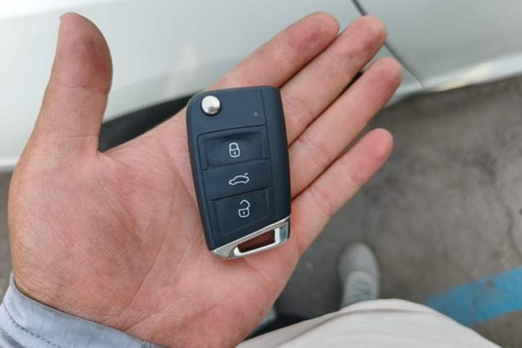 Used Volkswagen Tiguan L 2024 300TSI Automatic Two-Wheel Drive Smart Edition Vehicle Key