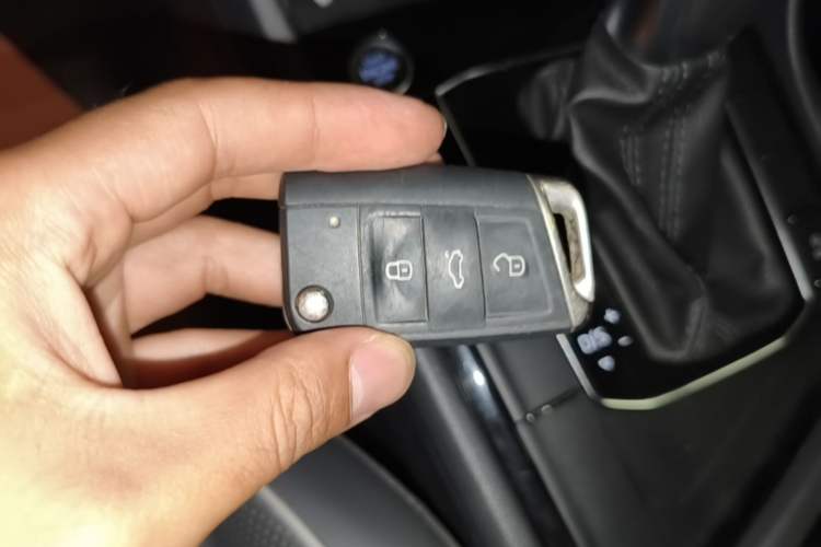 Used Volkswagen Tiguan L 2024 300TSI Automatic Two-Wheel Drive Smart Edition Vehicle Key