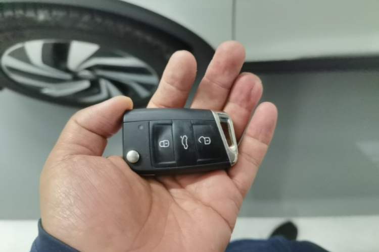Used Volkswagen Tiguan L 2024 300TSI Automatic Two-Wheel Drive Smart Edition Vehicle Key
