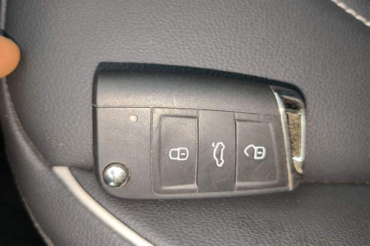 Used Volkswagen Tiguan L 2024 330TSI Automatic Two-Wheel Drive R-Line Enhanced Edition Vehicle Key