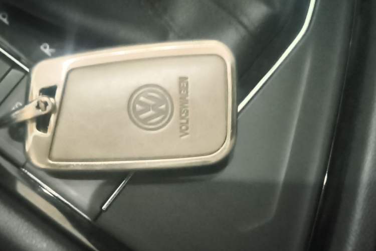 Used Volkswagen Tiguan L 2024 330TSI Automatic Two-Wheel Drive R-Line Enhanced Edition Vehicle Key