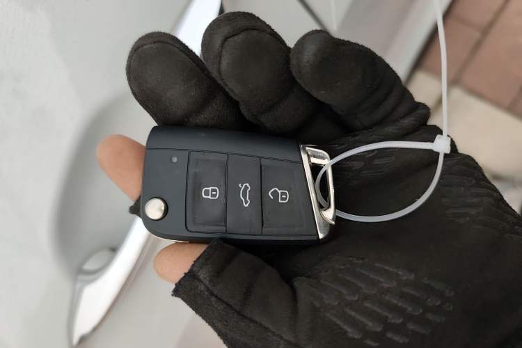 Used Volkswagen Tiguan L 2024 300TSI Automatic Two-Wheel Drive Smart Edition Vehicle Key