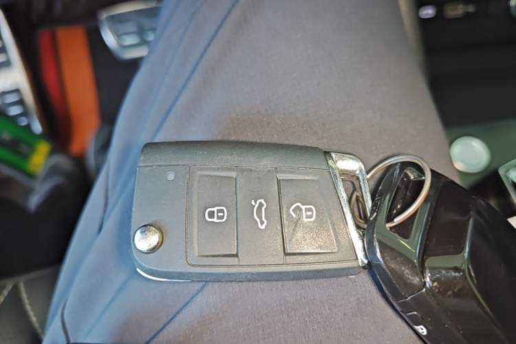 Used Volkswagen Tiguan L 2024 330TSI Automatic Two-Wheel Drive R-Line Enhanced Edition Vehicle Key