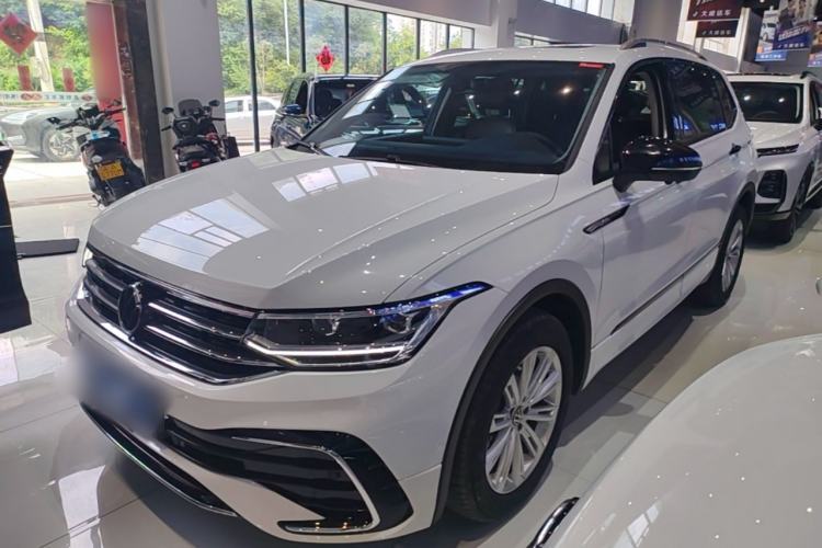 Used Volkswagen Tiguan L 2024 300TSI Automatic Two-Wheel Drive Smart Edition Guazi used car, China used car export, Used car for sale, Used  cars, Cheapest cars for sale