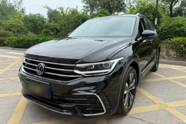 Used Volkswagen Tiguan L 2025 Model Outstanding Version 330TSI Automatic Two-Wheel Drive R-Line Longyao Edition