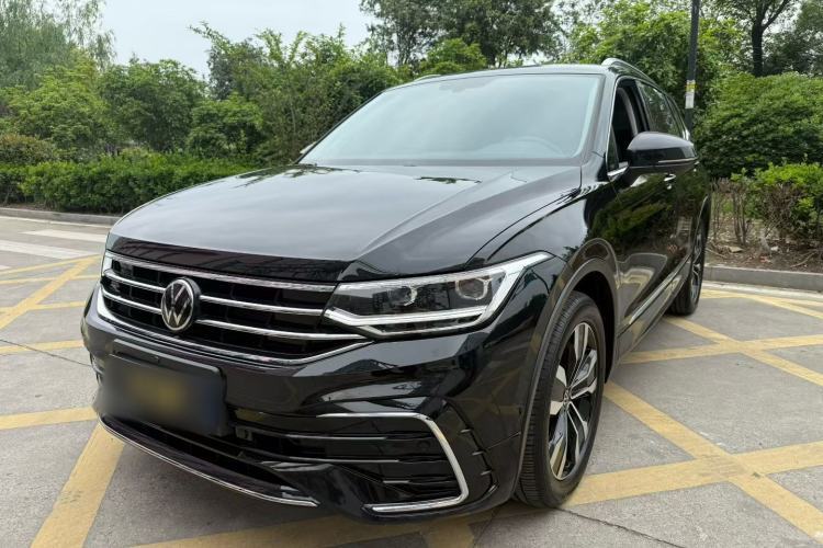 Used Volkswagen Tiguan L 2025 Model Outstanding Version 330TSI Automatic Two-Wheel Drive R-Line Longyao Edition Guazi used car, China used car export, Used car for sale, Used  cars, Cheapest cars for sale