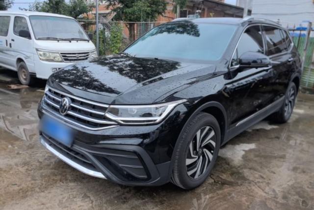 Used Volkswagen Tiguan L 2025 Model, Outstanding Version, 300TSI Automatic Two-Wheel Drive Longteng Edition