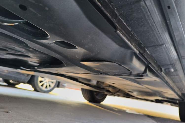 Used Volkswagen Tiguan L 2025 PRO 380TSI Two-Wheel-Drive R-Line Smart Edition Chassis Rear Right