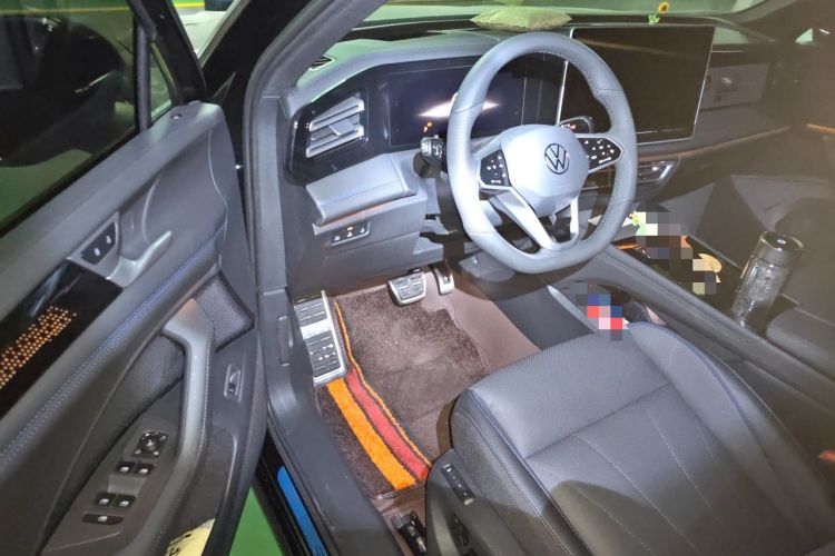 Used Volkswagen Tiguan L 2025 PRO 380TSI Two-Wheel-Drive R-Line Smart Edition Driver Seat