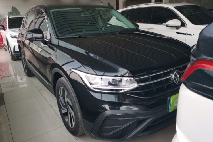 Used Volkswagen Tiguan L 2025 Model, Outstanding Version, 300TSI Automatic Two-Wheel Drive Longteng Edition Exterior 1