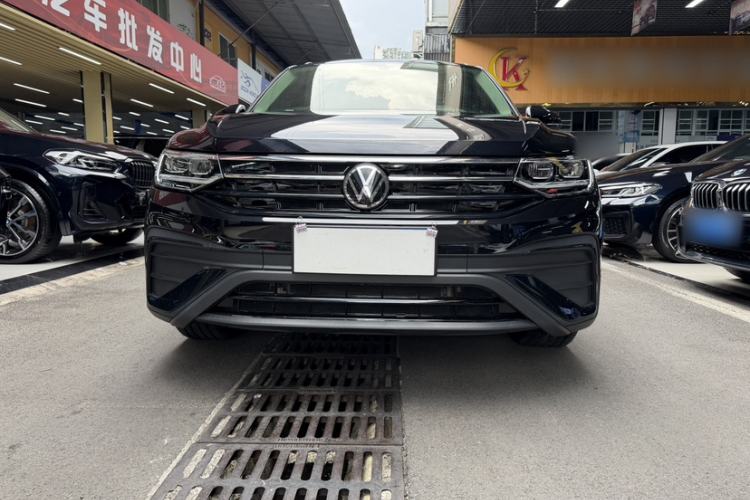 Used Volkswagen Tiguan L 2025 Model, Outstanding Version, 300TSI Automatic Two-Wheel Drive Longteng Edition Exterior 2