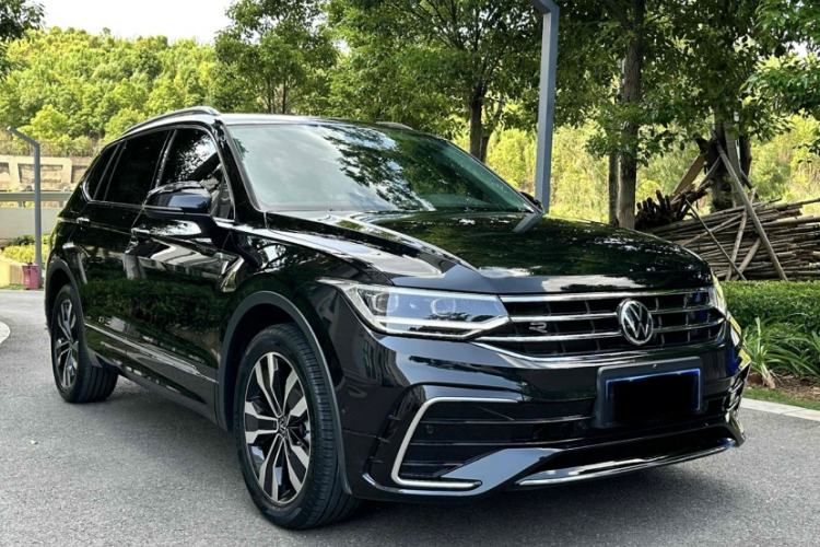 Used Volkswagen Tiguan L 2025 Model Outstanding Version 330TSI Automatic Two-Wheel Drive R-Line Longyao Edition Exterior 2