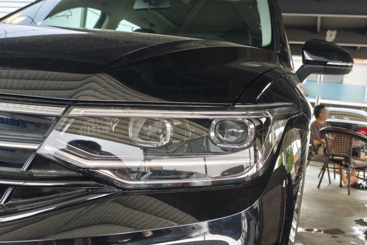Used Volkswagen Tiguan L 2025 Model, Outstanding Version, 300TSI Automatic Two-Wheel Drive Longteng Edition Exterior 3