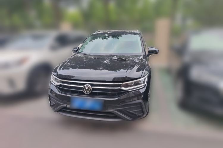 Used Volkswagen Tiguan L 2025 Model, Outstanding Version, 300TSI Automatic Two-Wheel Drive Longteng Edition Front