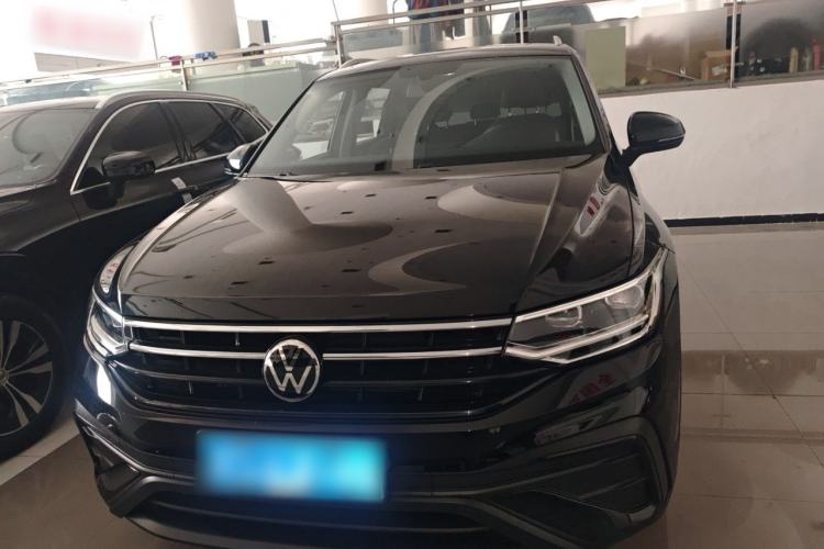 Used Volkswagen Tiguan L 2025 Model, Outstanding Version, 300TSI Automatic Two-Wheel Drive Longteng Edition Front