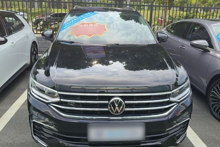 Used Volkswagen Tiguan L 2025 Model Outstanding Version 330TSI Automatic Two-Wheel Drive R-Line Longyao Edition Front