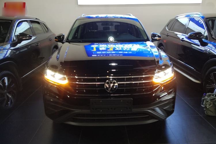 Used Volkswagen Tiguan L 2025 Model, Outstanding Version, 300TSI Automatic Two-Wheel Drive Longteng Edition Front