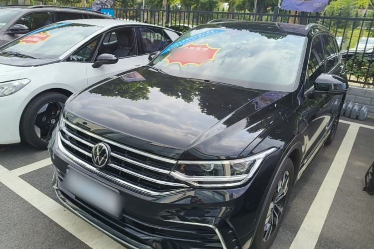 Used Volkswagen Tiguan L 2025 Model Outstanding Version 330TSI Automatic Two-Wheel Drive R-Line Longyao Edition Guazi used car, China used car export, Used car for sale, Used  cars, Cheapest cars for sale