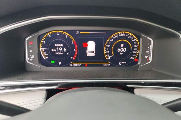 Used Volkswagen Tiguan L 2025 Model, Outstanding Version, 300TSI Automatic Two-Wheel Drive Longteng Edition Instrument Cluster