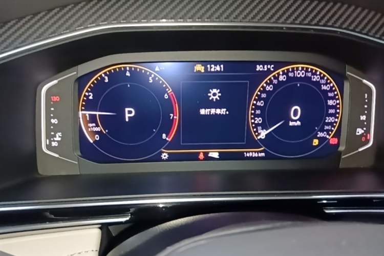Used Volkswagen Tiguan L 2025 Model Outstanding Version 330TSI Automatic Two-Wheel Drive R-Line Longyao Edition Instrument Cluster