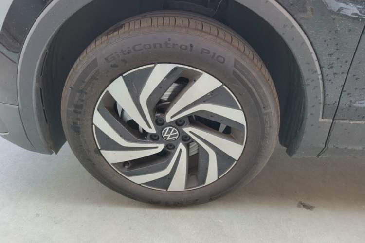 Used Volkswagen Tiguan L 2025 Model, Outstanding Version, 300TSI Automatic Two-Wheel Drive Longteng Edition Left Front Wheel Hub