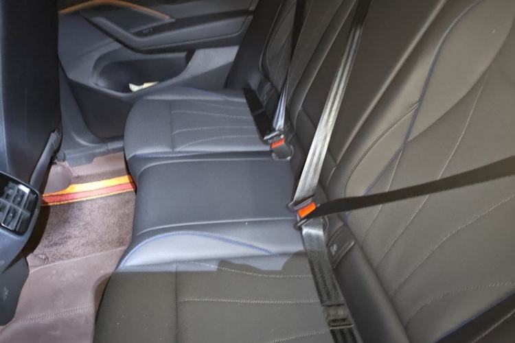 Used Volkswagen Tiguan L 2025 PRO 380TSI Two-Wheel-Drive R-Line Smart Edition Left Rear Seat
