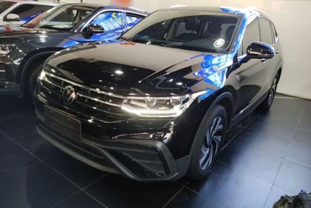 Used Volkswagen Tiguan L 2025 Model, Outstanding Version, 300TSI Automatic Two-Wheel Drive Longteng Edition