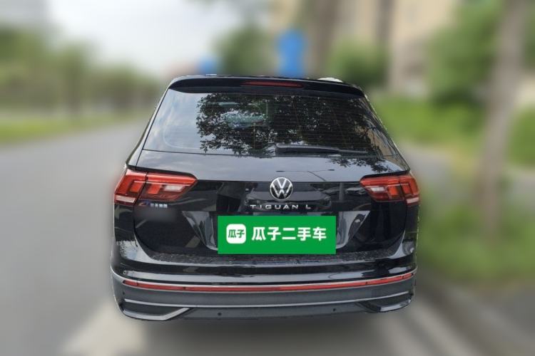Used Volkswagen Tiguan L 2025 Model, Outstanding Version, 300TSI Automatic Two-Wheel Drive Longteng Edition Rear