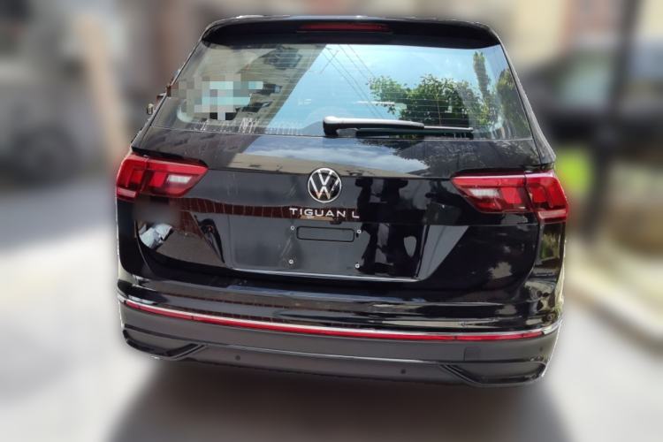 Used Volkswagen Tiguan L 2025 Model, Outstanding Version, 300TSI Automatic Two-Wheel Drive Longteng Edition Rear
