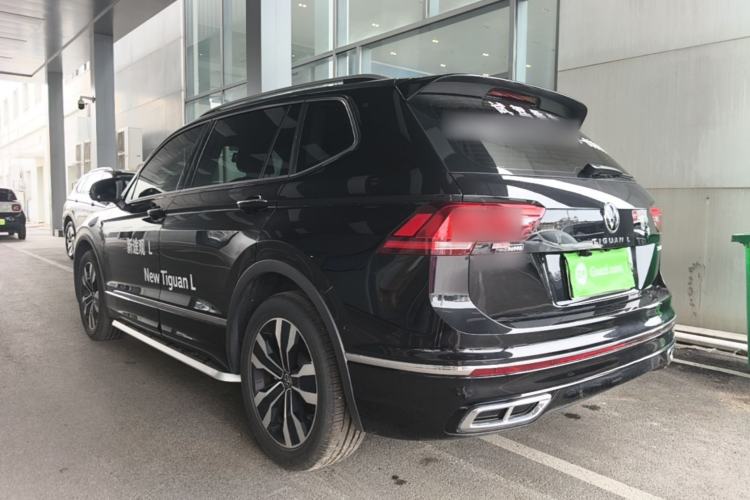 Used Volkswagen Tiguan L 2025 Model Outstanding Version 330TSI Automatic Two-Wheel Drive R-Line Longyao Edition Rear Left 45 Deg