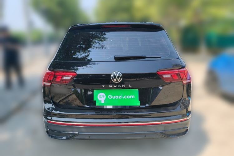 Used Volkswagen Tiguan L 2025 Model, Outstanding Version, 300TSI Automatic Two-Wheel Drive Longteng Edition Rear