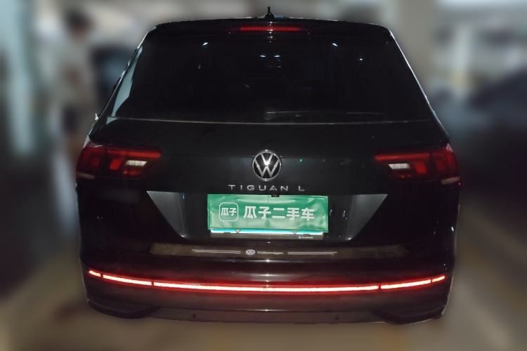 Used Volkswagen Tiguan L 2025 Model, Outstanding Version, 300TSI Automatic Two-Wheel Drive Longteng Edition Rear
