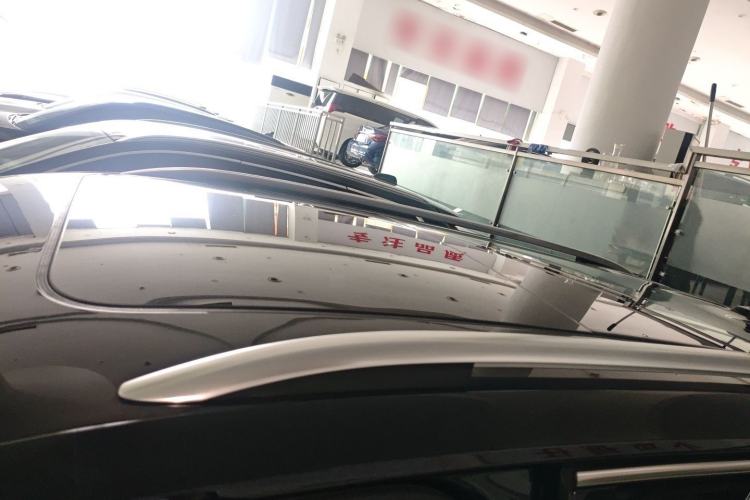 Used Volkswagen Tiguan L 2025 Model, Outstanding Version, 300TSI Automatic Two-Wheel Drive Longteng Edition Roof